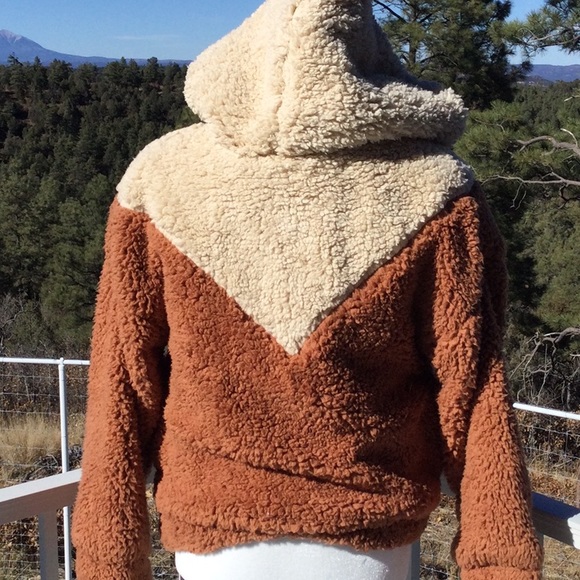 END OF SEASON SALE:  NWT Sweet Rain Young Contemporary Fuzzy Jacket - Picture 2 of 6
